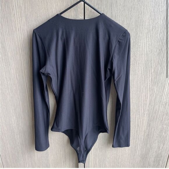 NEW Alix NYC Long Sleeve Bodysuit - Picture 2 of 4